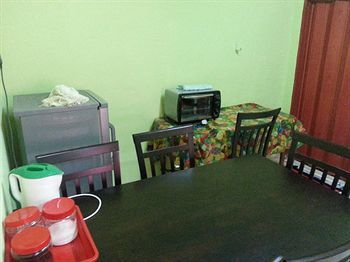 Hotel Mnr Motel