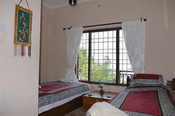 Hotel Peace Dragon Lodge & Restaurant
