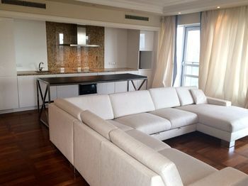 Autobudget Apartments Platinum Towers