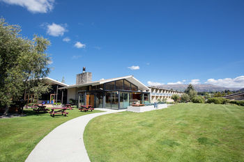 Wanaka Hotel