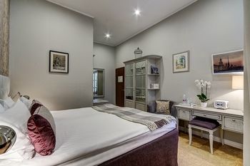 Pushka Inn Hotel