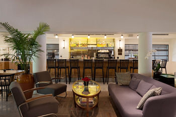 Lily & Bloom Hotel