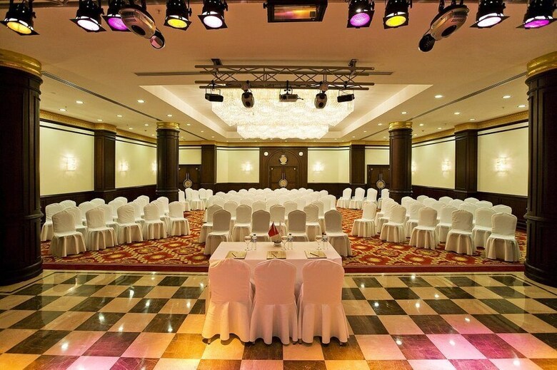 Latanya Palm & Spa Hotel