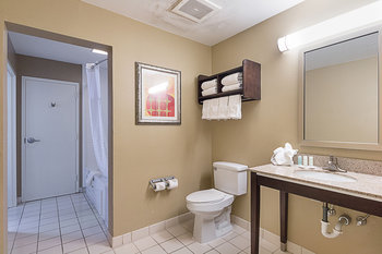 Hotel Comfort Suites Beachside