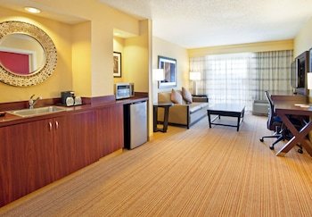 Hotel Courtyard By Marriott Vanderbilt-west End