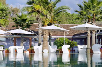 Heracles Village Hotel