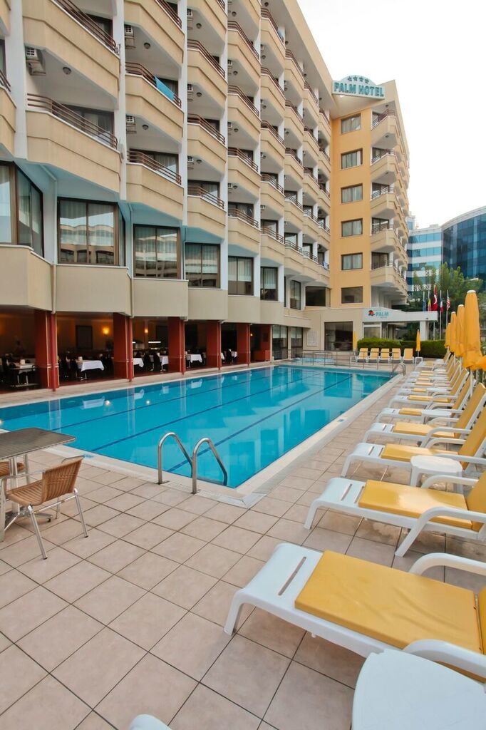 Palm Hotel
