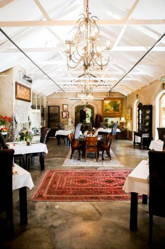 Hostal Art Lovers Guesthouse