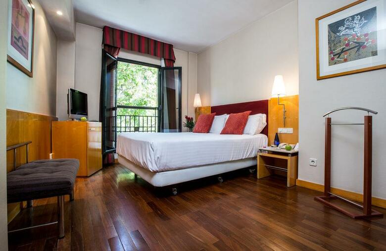 Leonardo Hotel Madrid City Center