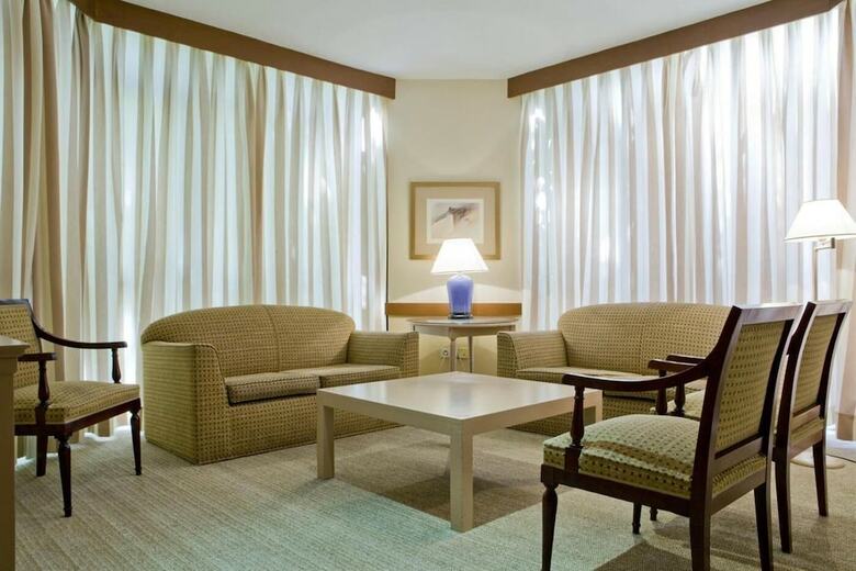 Aparthotel Espahotel Plaza Basilica