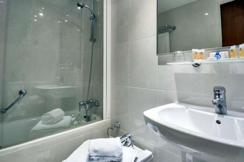 Aparthotel Espahotel Plaza Basilica