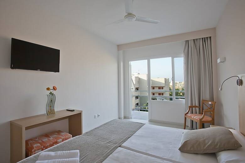 Playamar Hotel & Apartments