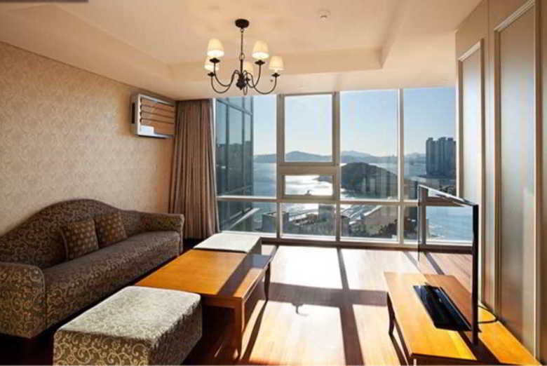 Residencia Kunoh Seacloud Hotel
