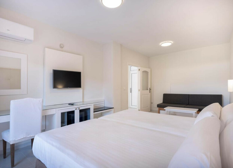 Aparthotel Sol Sancti Petri Apartamentos