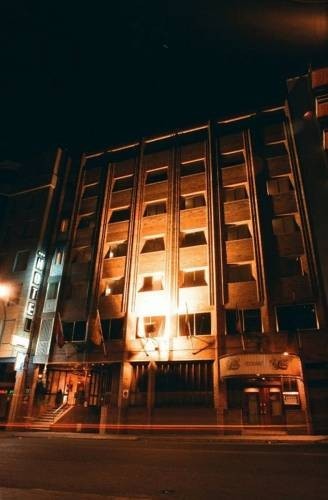 Aparthotel Camparan Suites