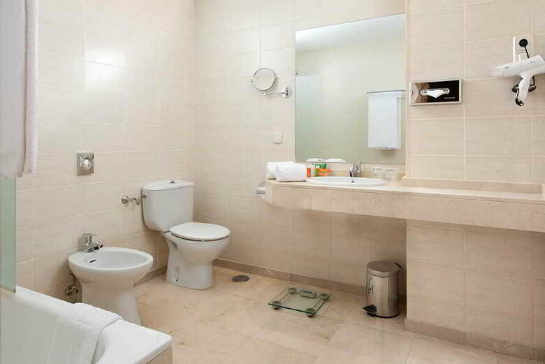 Hotel NH Madrid Chamber�