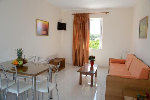 Apartamento Maria's Filoxenia Suites