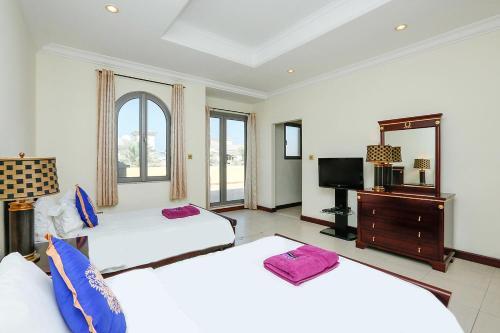 Kennedy Towers - Frond C Villa