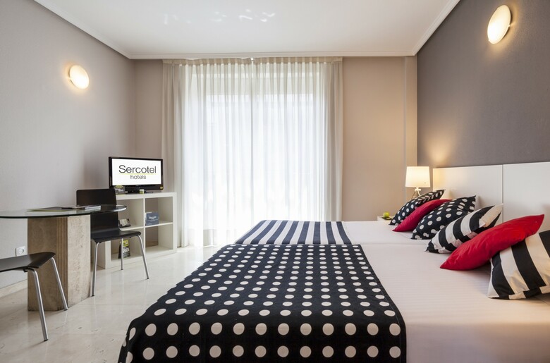 Apartamentos Sercotel Togumar