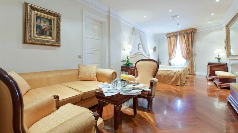 Hotel Alameda Palace