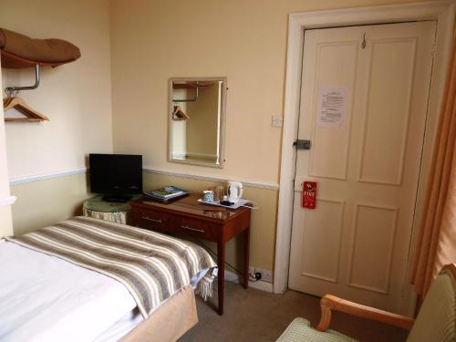 Worsley Arms Hotel