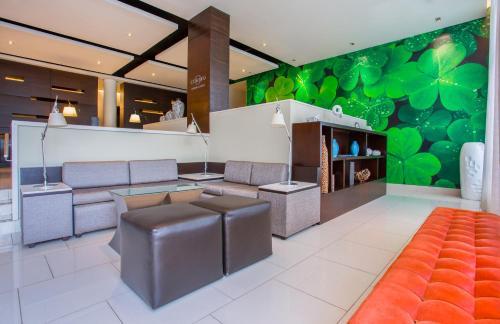 Hotel Courtyard By Marriott Panama At Metromall Mall