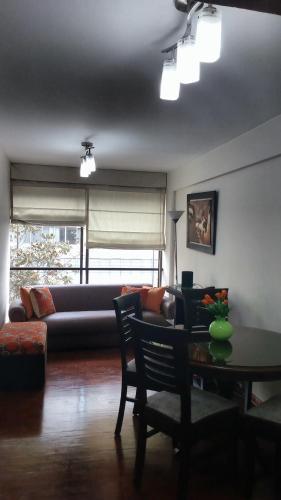 Apartamentos Amoblados de 1 Y 2 Dormitorios