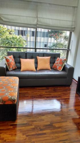 Apartamentos Amoblados de 1 Y 2 Dormitorios