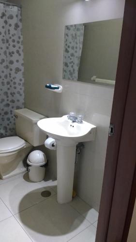 Apartamentos Amoblados de 1 Y 2 Dormitorios