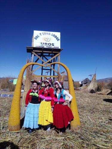 Uros Sol Y Luna Lodge