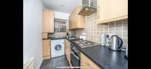 Victorian 1 Bedroom Apartment - Aigburth