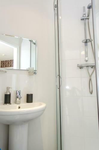 Trivelles Hotel - Manchester - Eccles New Road