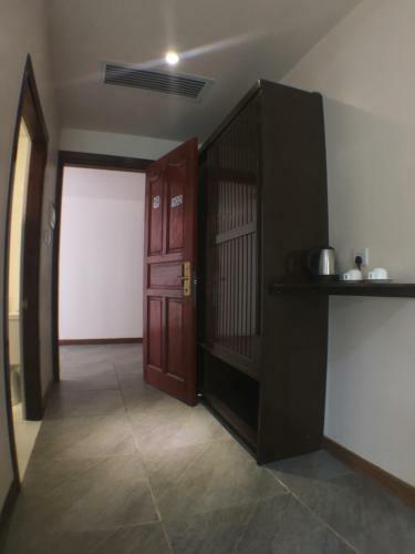 Luganvilla Business Hotel And Restaurant