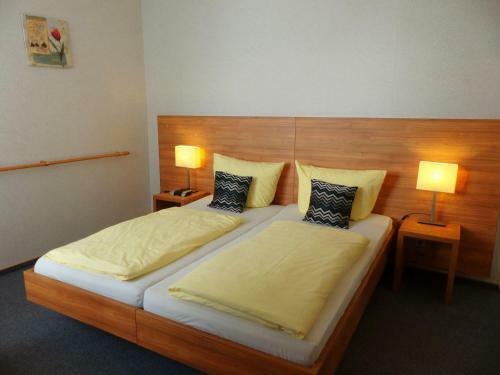 Hostal Weinstube Zur Lindenau