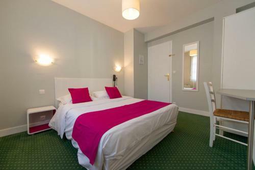 Hotel Val De Loire