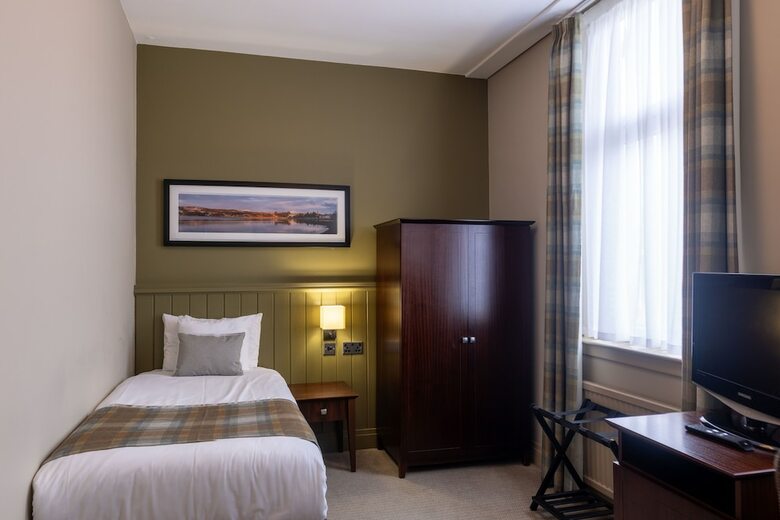 Rosslea Hall Hotel
