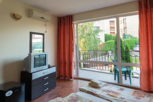Family Hotel Dayana Beach