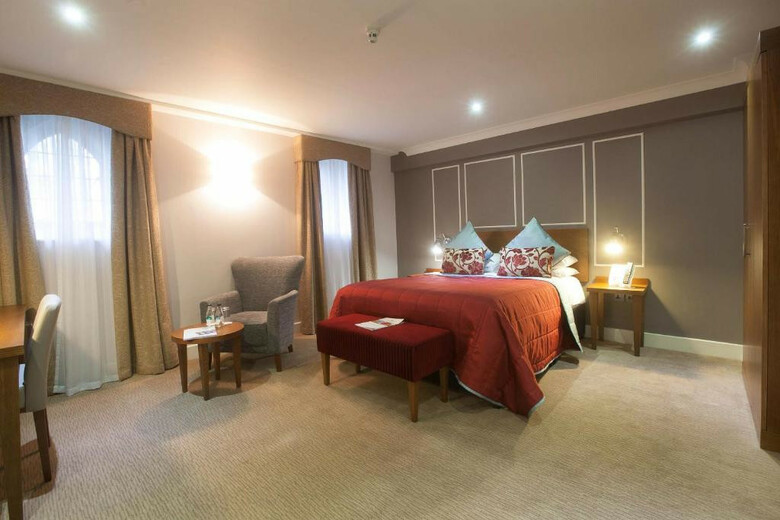 London Chigwell Prince Regent Hotel, Bw Signature Collection