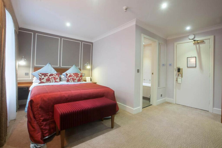 London Chigwell Prince Regent Hotel, Bw Signature Collection