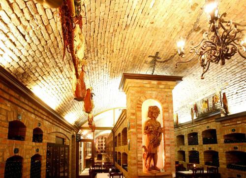 Hotel Maty?�k