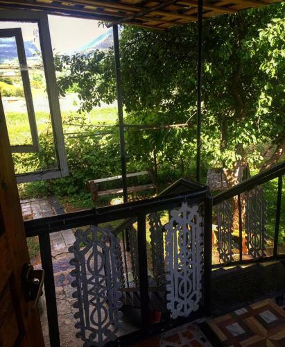 Hostal Mestia Valeris Guesthouse