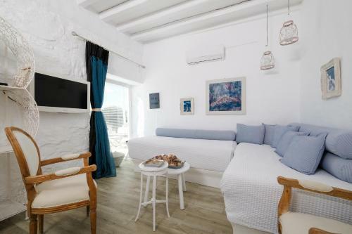 3 Paros *all Season* Villas