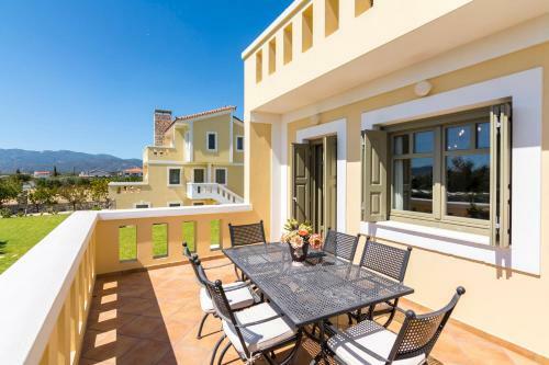 Elaia Villas