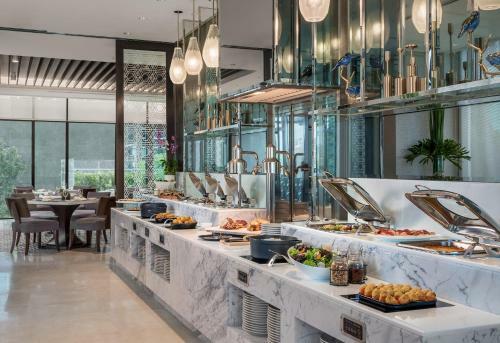 Aparthotel Somerset Alabang - Multiple Use Hotel And Staycation Approved