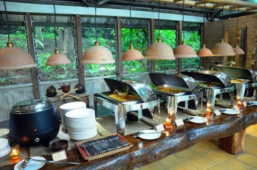 Hotel Desa Alamanis Resort Vila