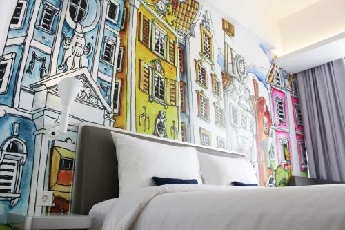 Yello Hotel Harmoni