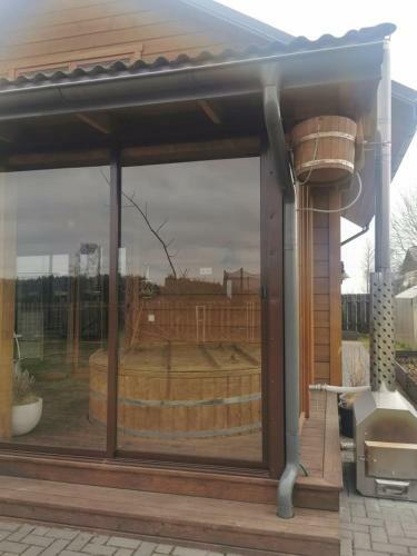 Hostal Arturas Guest House