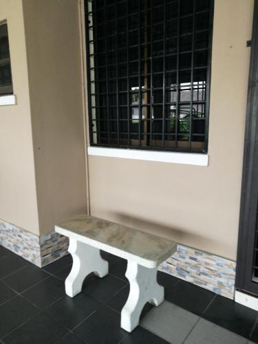 Homestay Husna Ipoh Station 18