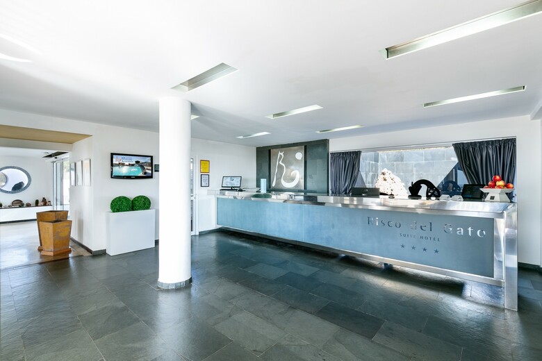 Hotel Livvo Risco Del Gato Suites