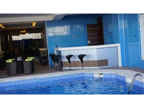 Pearlwort Hotel And Suites